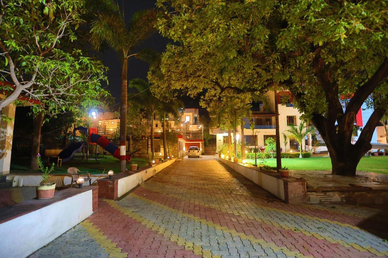 Meera Valley Resort By Nexottel Udajpur Exteriér fotografie